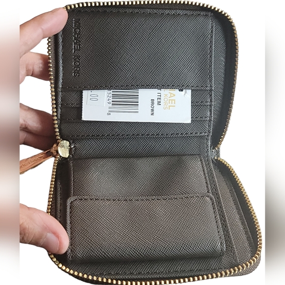 Michael Kors Jet Set Nwt Signature Zip Around Bifold Wallet in Brow… - Picture 8 of 11